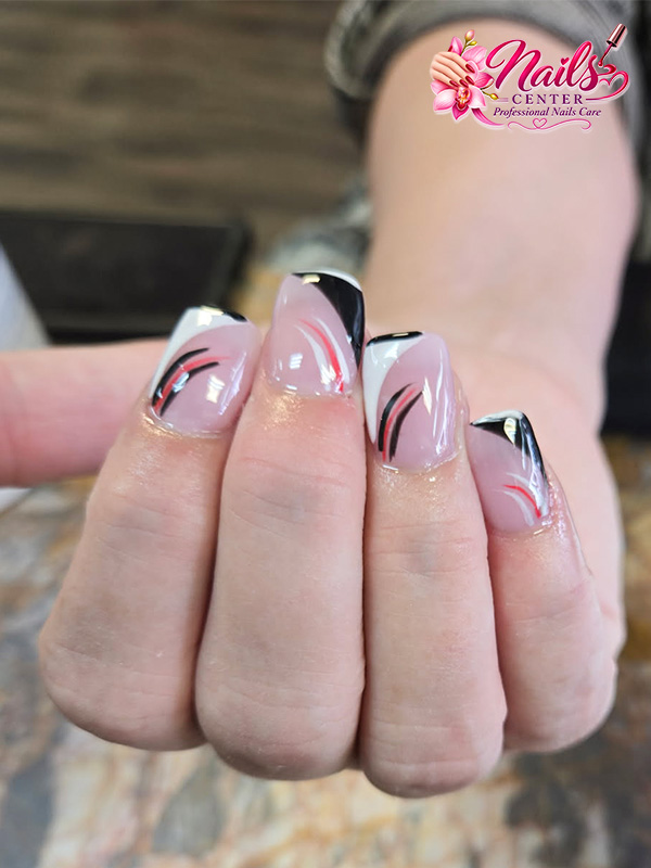 Nails Center